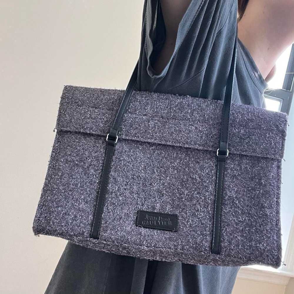 Jean Paul Gaultier purple fuzzy wool purse - Picture 4 of 8